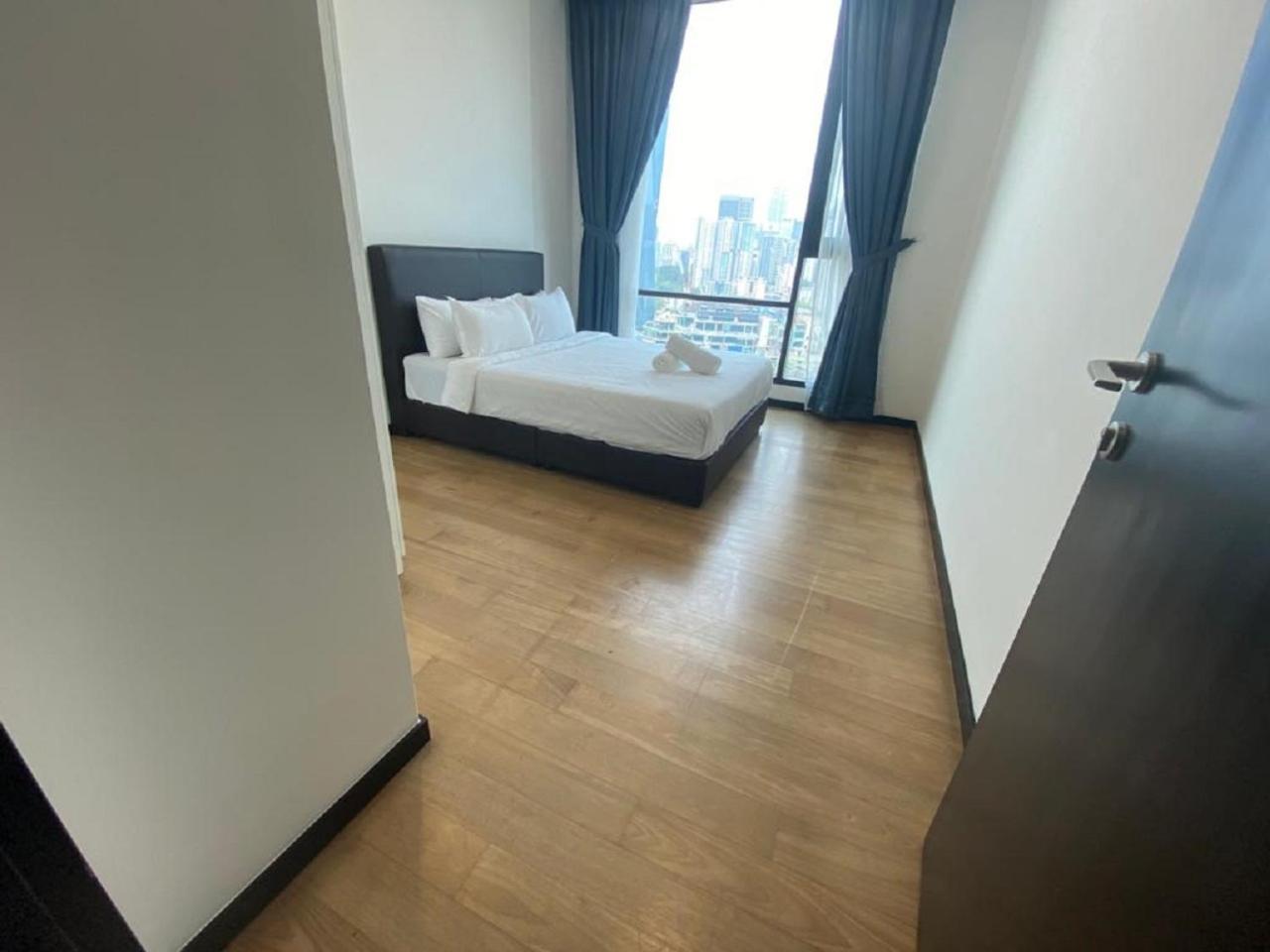 Pangsapuri The Orion Suites At Opus *